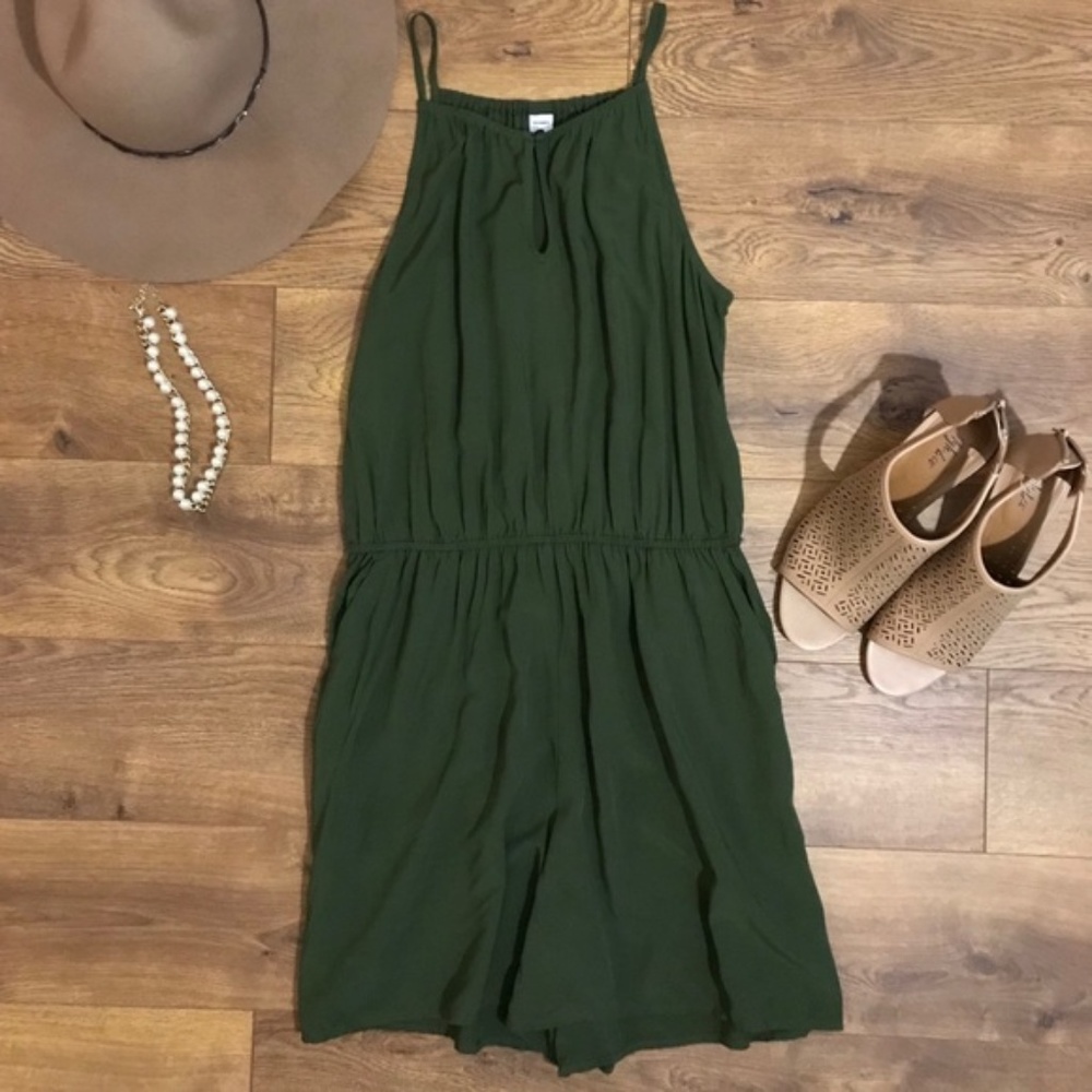 Green Old Navy Medium Tall Rompoer